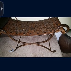 🥰🥰🥰 Beautiful  metal  handmade bench...never used...